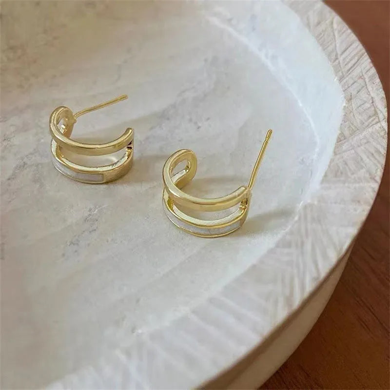 Irregular-Golden-U-shaped-Earrings4