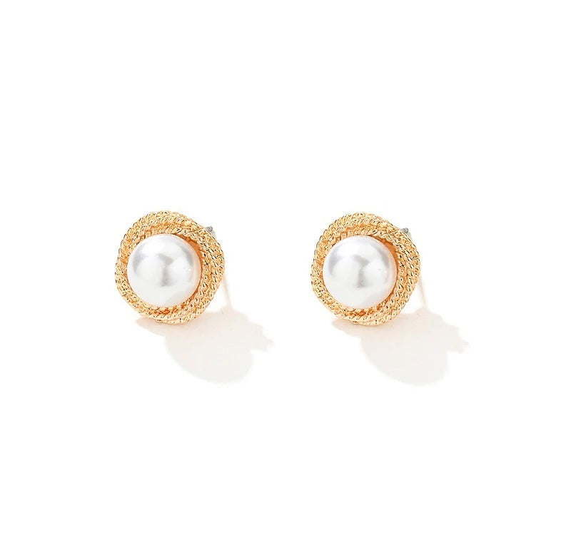 Baroque-Earrings-Pearl-Ear-Clips-1