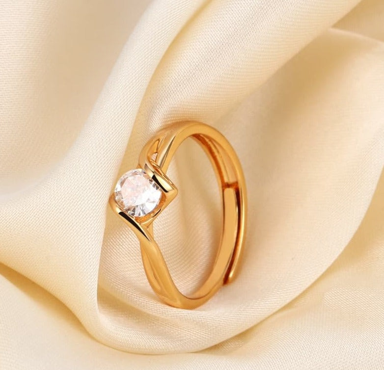 Single Diamond Heart Adjustable Gold Ring