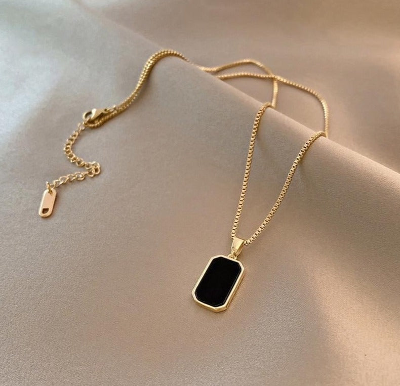 Natural Agate Stone Design 18K Gold Pendant Necklace2