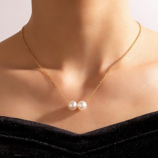 White Pearl Pendant Necklace21