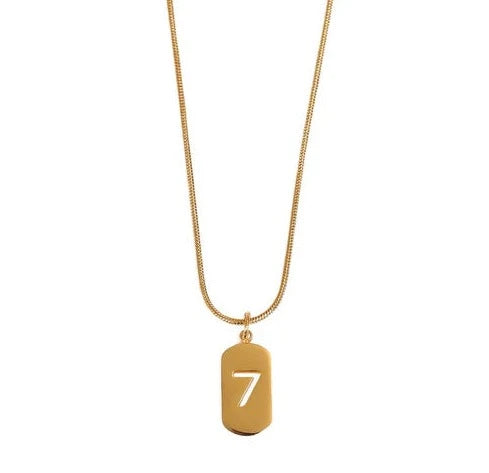 Lucky Number 7 Pendant Necklace Rose Gold2