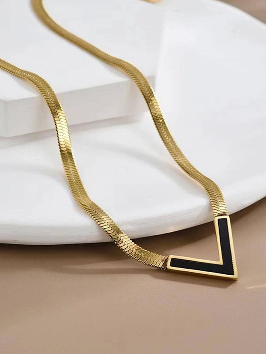 18K gold-plated stainless steel V-shaped necklace