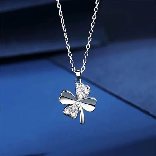 Lucky-Four-leaf-Clover-Necklace